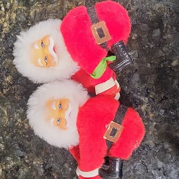 2 Christmas Santa Ornaments Vintage Clip On Tree or Candle Red 1979 Dan-Dee - Picture 1 of 4